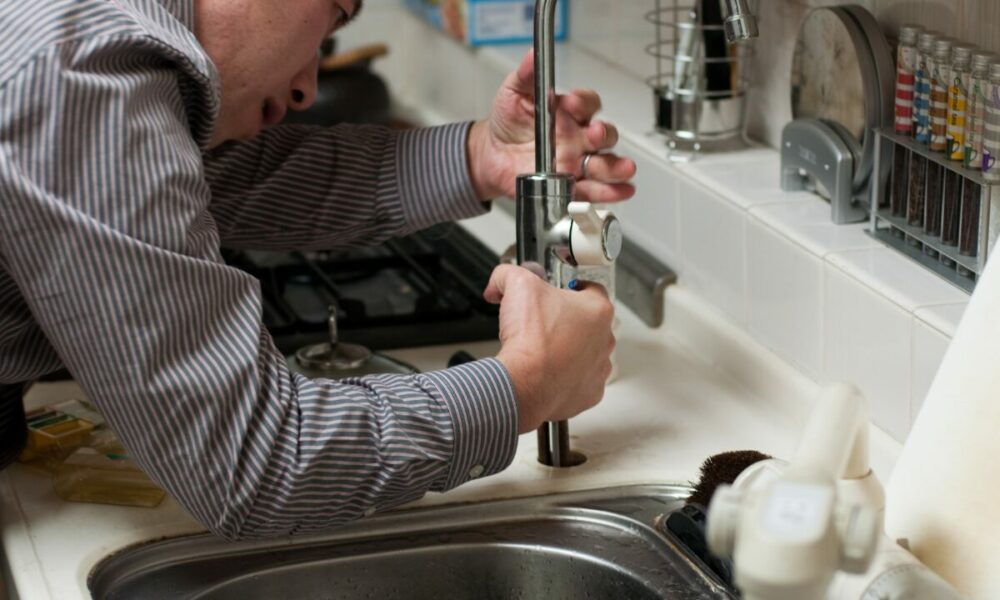 understanding-your-plumbing-unit:-insights-from-a-professional-plumber